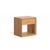 Ein Blick auf einen modernen Nachttisch aus Holz im minimalistischen Design mit Stauraum, Seitenansicht.
