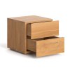 Kleiner Nachttisch Cube mit zwei offenen Schubladen, aus Holz, Seitenansicht.